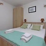 By The Sea - Donja, Rab - 5030 شقة سوبيتارسكا دراغا