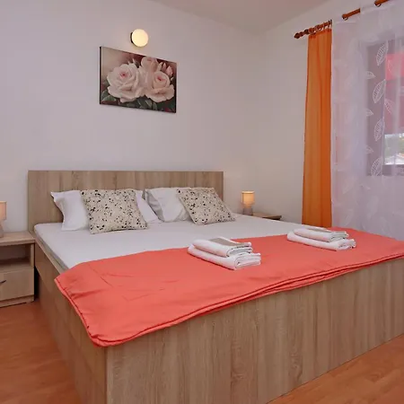 By The Sea - Donja, Rab - 5030 Apartment Supetarska Draga