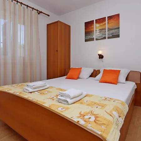 Apartment By The Sea - Donja, Rab - 5030 Supetarska Draga