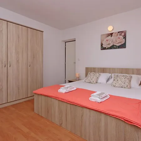 By The Sea - Donja, Rab - 5030 Supetarska Draga